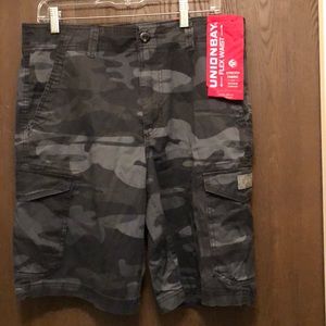 Camo cargo shorts